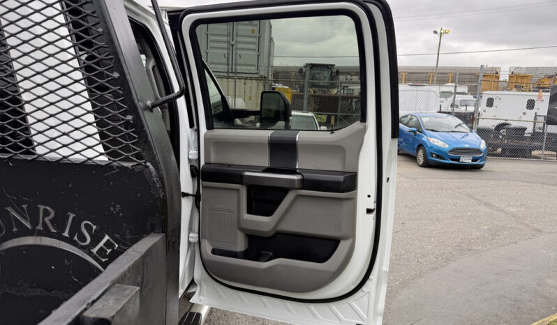 
								2020 Ford F-550 full									