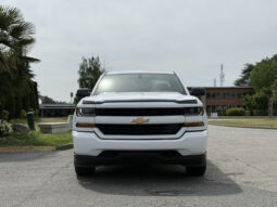 
										2018 Chevrolet Silverado 1500 full									