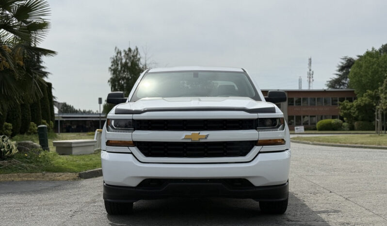 
								2018 Chevrolet Silverado 1500 full									