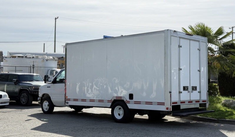 
								2019 Ford E-450 Econoline Super Duty full									