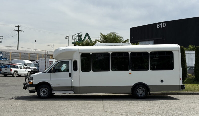 
								2017 Chevrolet Express full									