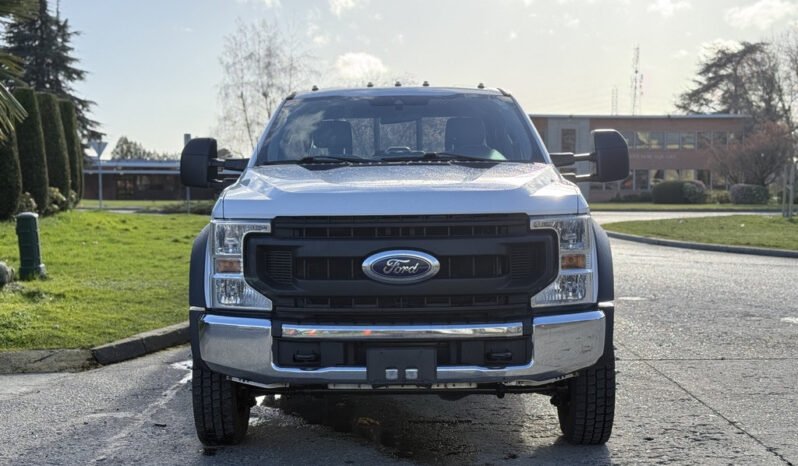
								2020 Ford F-550 Super Duty full									