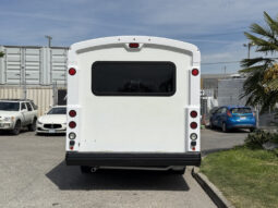 
										2017 Chevrolet Express full									