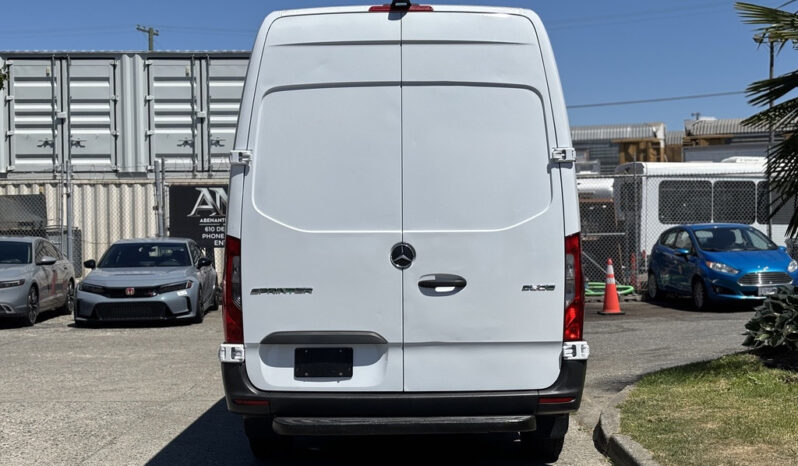
								2019 Mercedes-Benz Sprinter full									