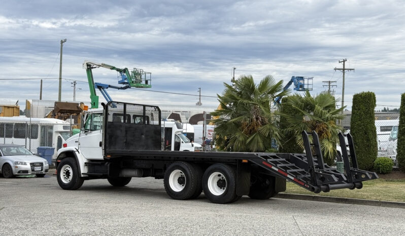 
								1998 Freightliner FL80 full									
