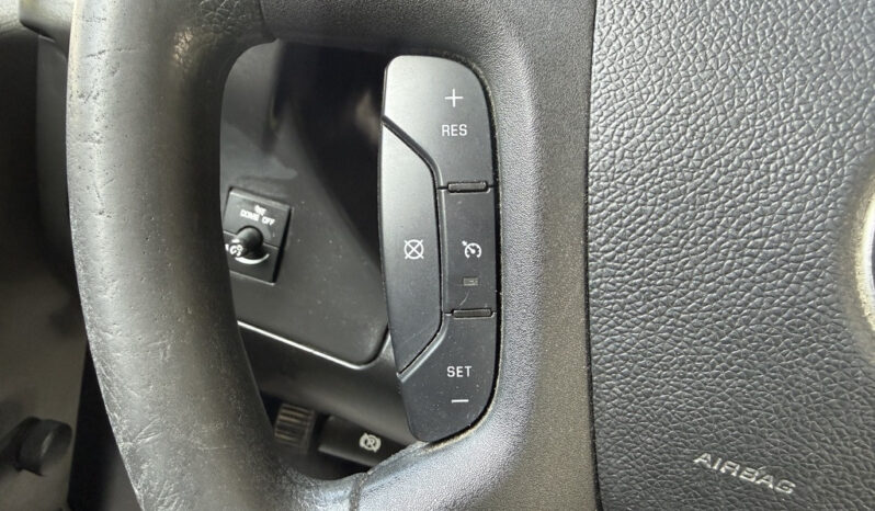 
								2017 Chevrolet Express full									