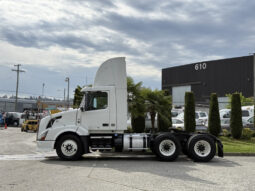 
										2012 Volvo VNL full									