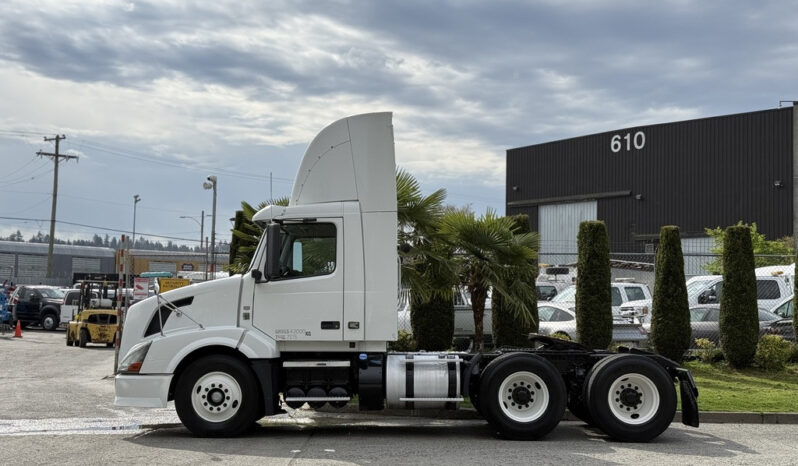 
								2012 Volvo VNL full									