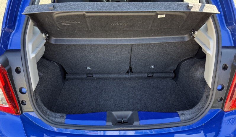 
								2017 Nissan Micra full									