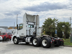 
										2012 Volvo VNL full									