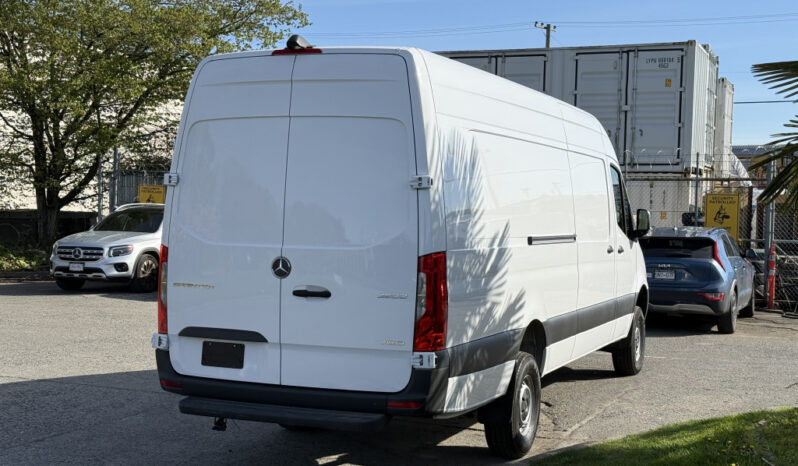 
								2024 Mercedes-Benz Sprinter full									