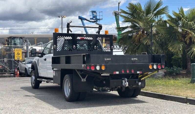
								2017 Ford F-550 full									