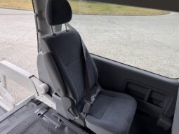 
										2009 Toyota Hiace full									