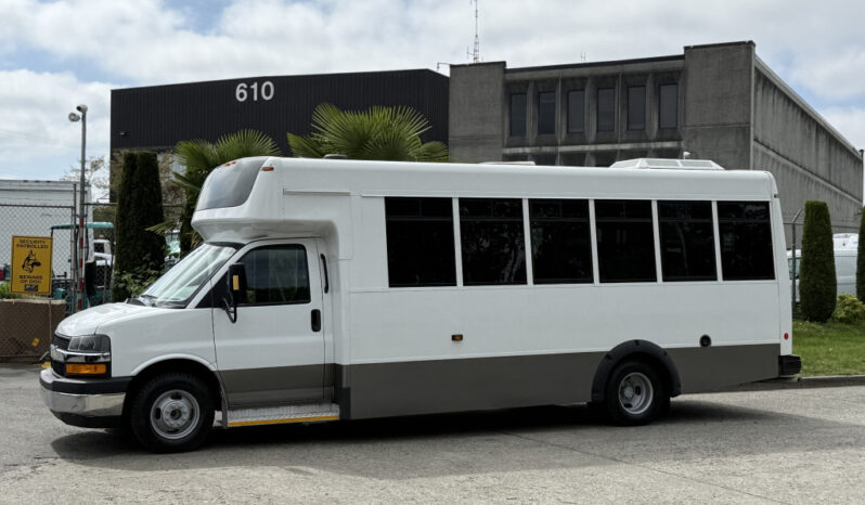 
								2020 Chevrolet Express full									