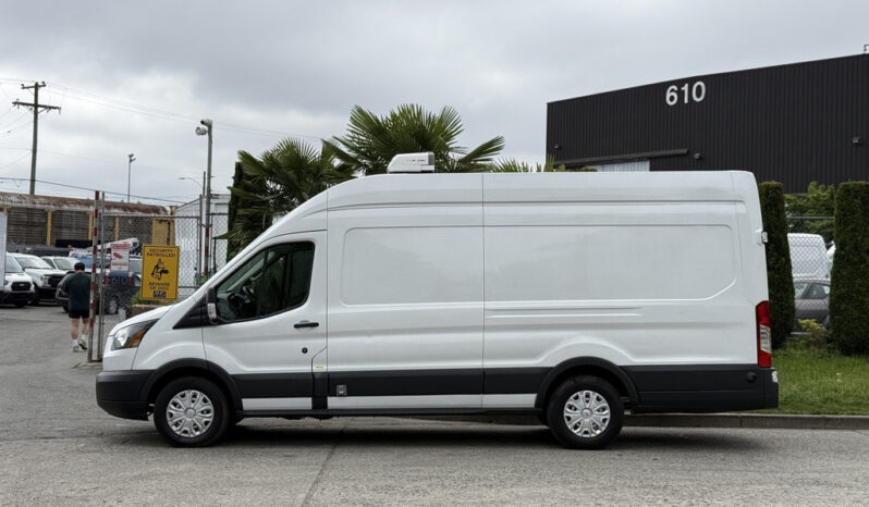
								2017 Ford Transit full									