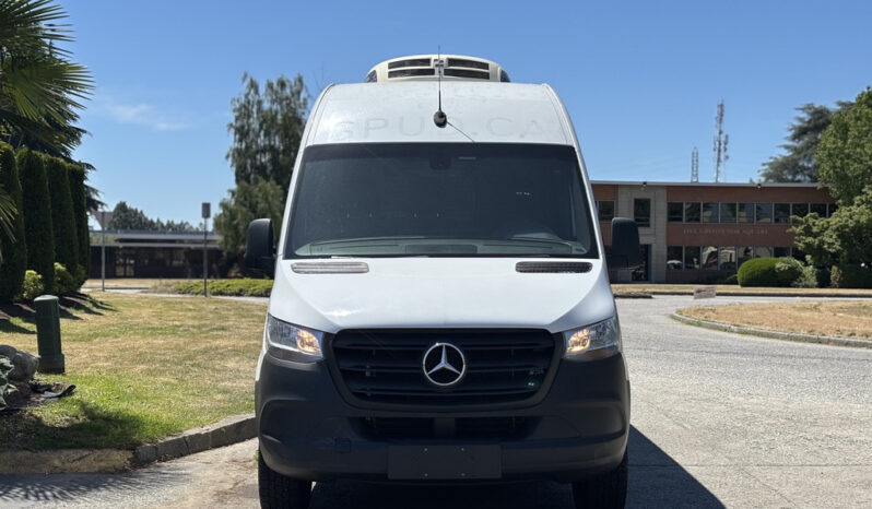 
								2019 Mercedes-Benz Sprinter full									