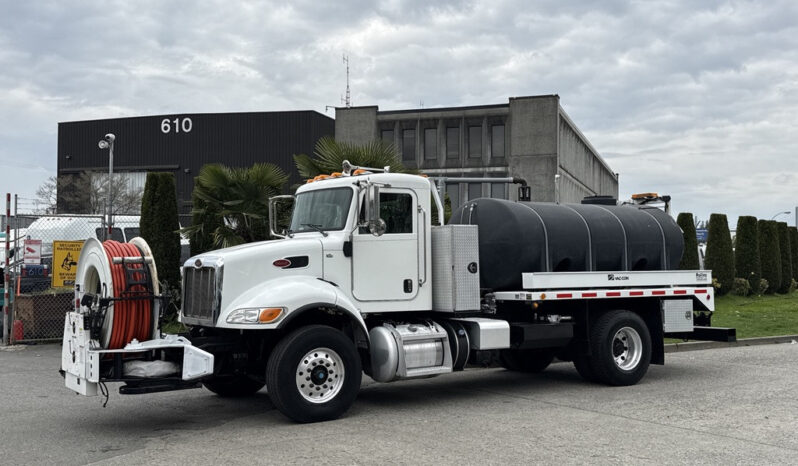 
								2016 Peterbilt 348 full									