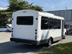 
										2017 Chevrolet Express full									