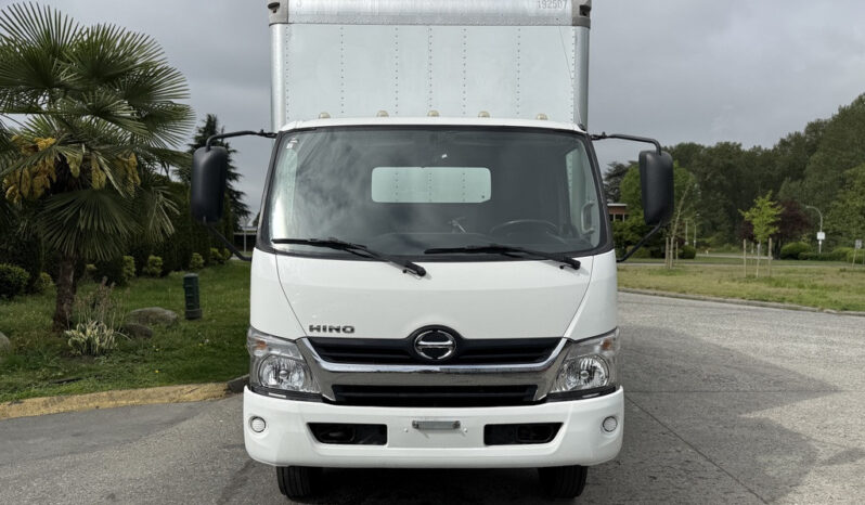 
								2018 Hino 195 full									