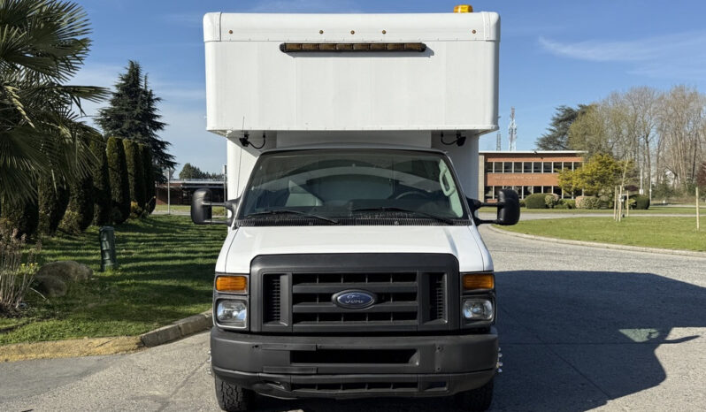 
								2012 Ford E-450 Econoline Super Duty full									