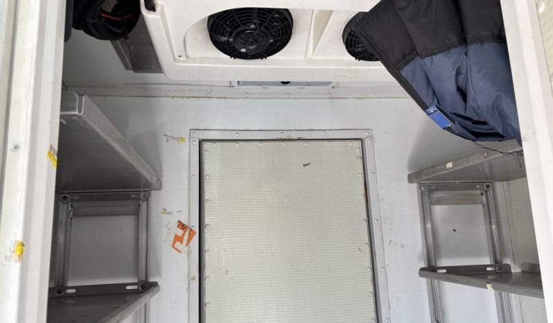
								2019 Freightliner MT45 full									