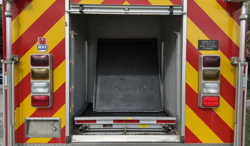 
								2007 Ford F-550 full									