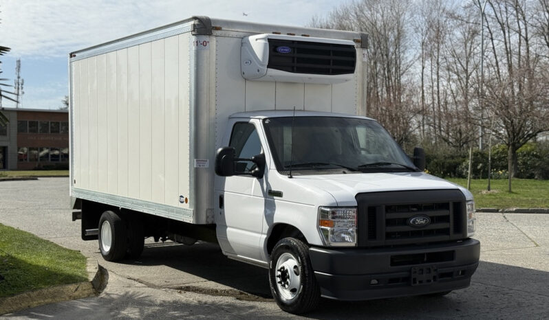 
								2023 Ford E-450 Econoline Super Duty full									