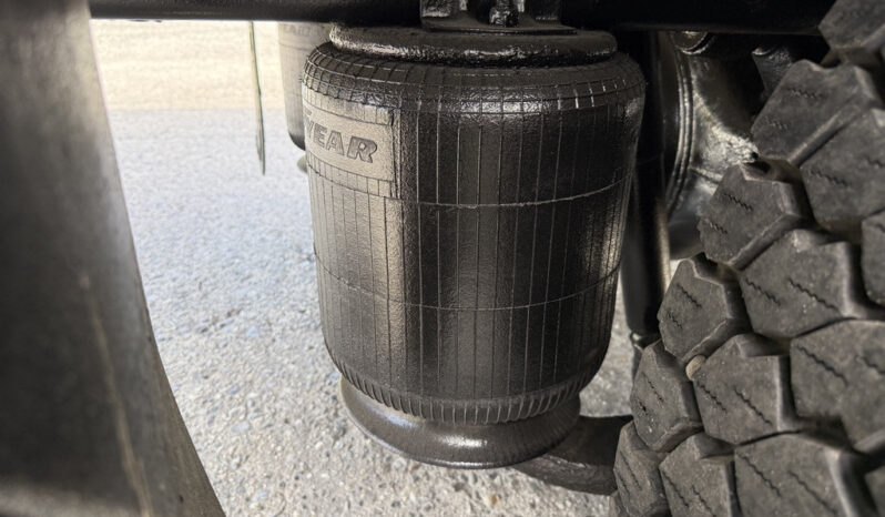 
								2011 International 4300 full									