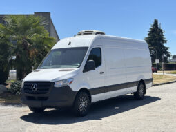 
										2019 Mercedes-Benz Sprinter full									