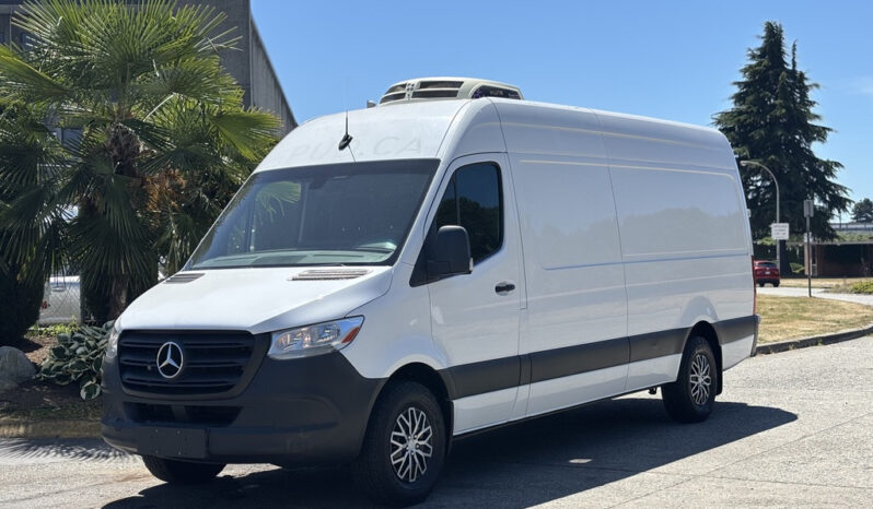 
								2019 Mercedes-Benz Sprinter full									