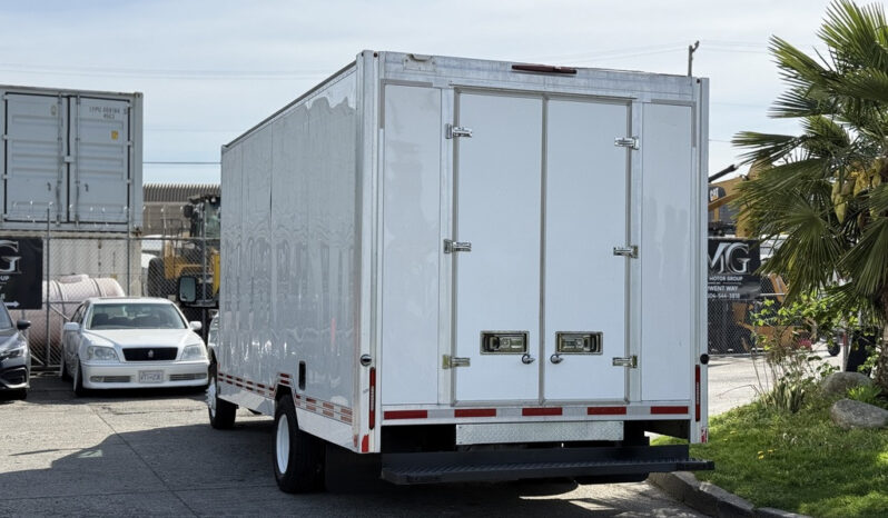 
								2019 Ford E-450 Econoline Super Duty full									