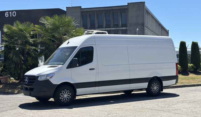 
								2019 Mercedes-Benz Sprinter full									
