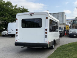
										2020 Chevrolet Express full									