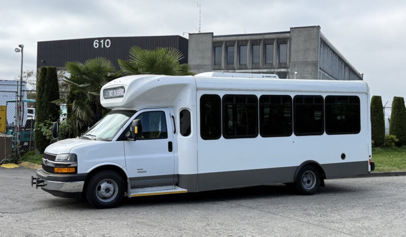 
								2020 Chevrolet Express full									