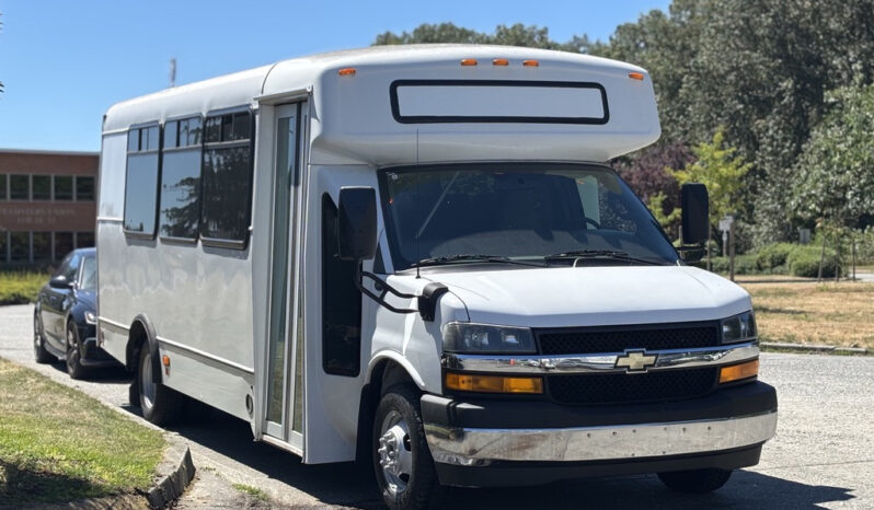 
								2020 Chevrolet Express 4500 full									