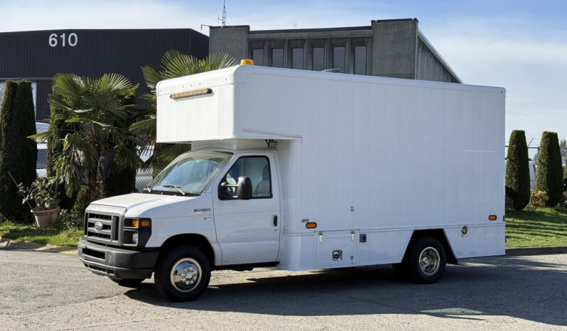 
								2012 Ford E-450 Econoline Super Duty full									