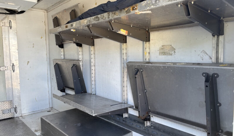 
								2019 Freightliner MT45 full									