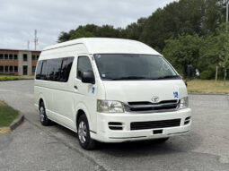 
										2009 Toyota Hiace full									