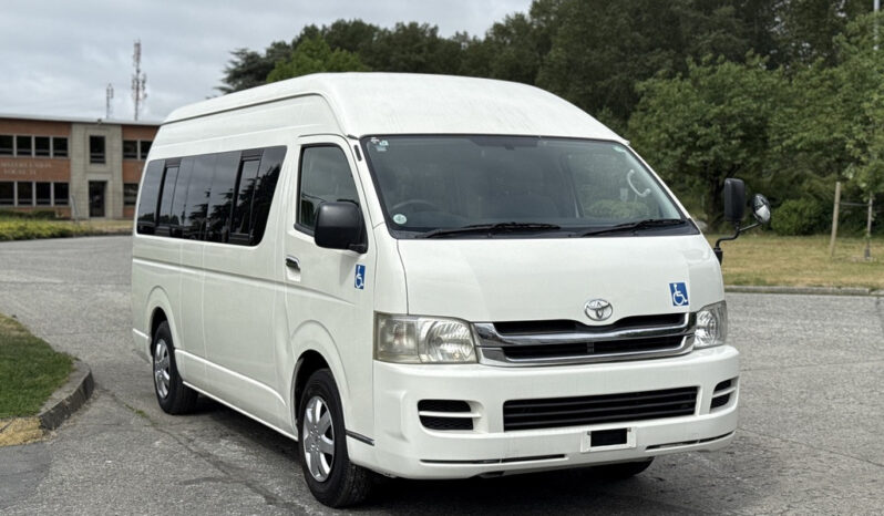 
								2009 Toyota Hiace full									