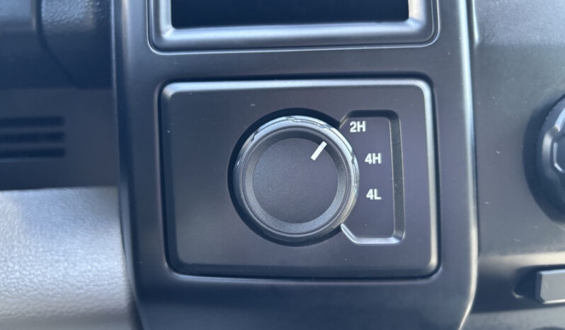 
								2015 Ford F-150 full									