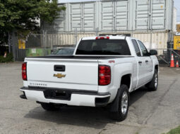 
										2018 Chevrolet Silverado 1500 full									