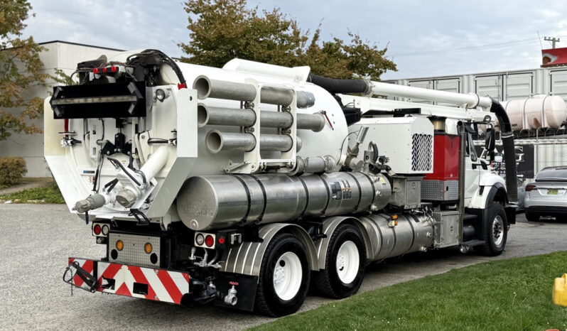 
								2014 International WorkStar full									