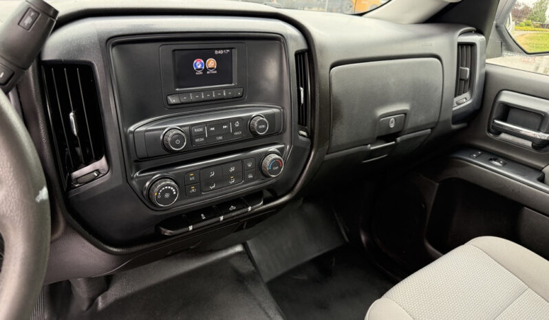 
								2016 GMC Sierra full									