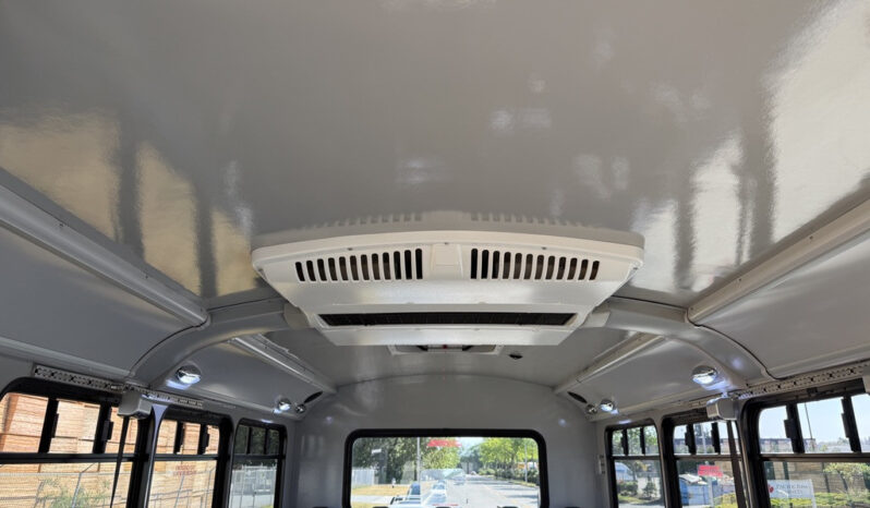 
								2017 Chevrolet Express full									