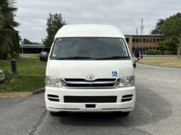 
										2009 Toyota Hiace full									