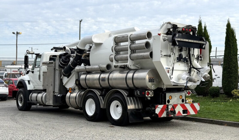 
								2014 International WorkStar full									