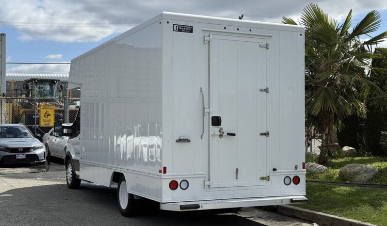 
								2016 Ford Transit full									