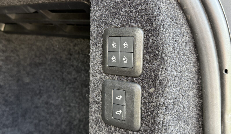 
								2019 Land Rover Range Rover full									