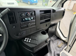 
										2013 Chevrolet Express 3500 full									