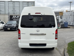 
										2009 Toyota Hiace full									